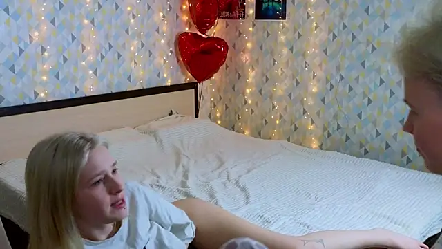 Girls_Fingers live sex cam