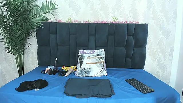 Ariana_Diosa live sex cam