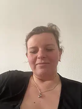 Laura-Loveyou's cam snapshot