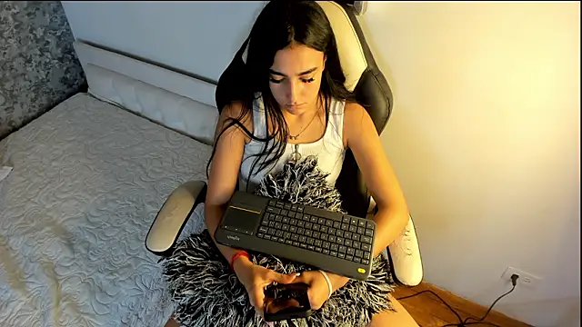 Anika_H's cam snapshot