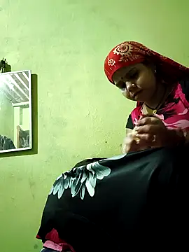 Lakhsmi's cam snapshot