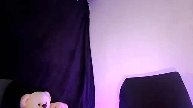 IvoryMist's cam snapshot