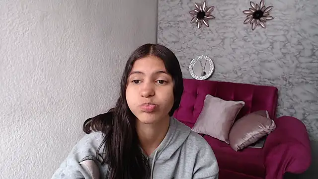 Evagirl69 live sex cam