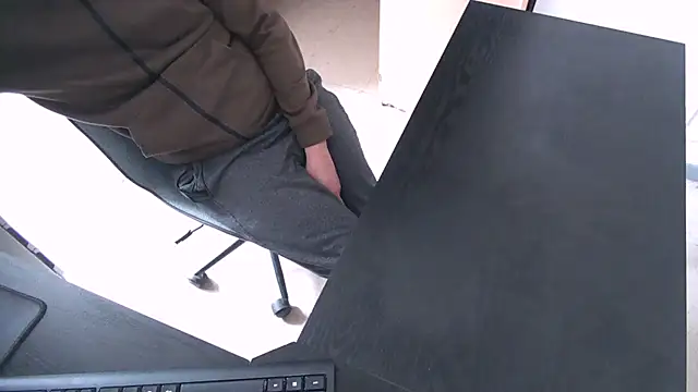 TRESBONNEBITE live sex cam