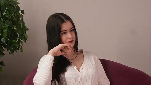 EleanoreMonts live sex cam