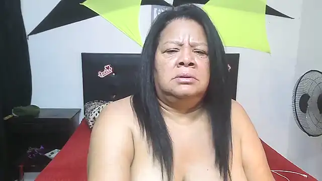 Shanttal0272 live sex cam