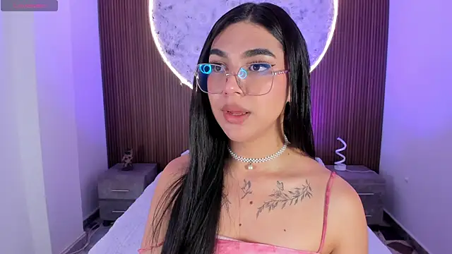 RoseCassie live sex cam