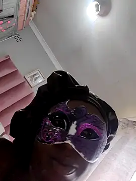 Mummywater2020's cam snapshot