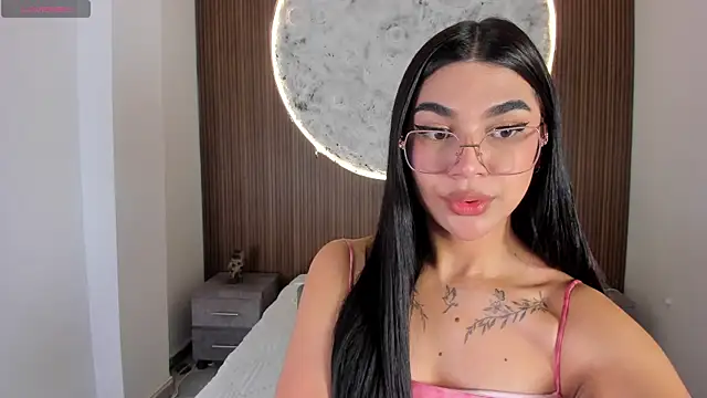 RoseCassie live sex cam