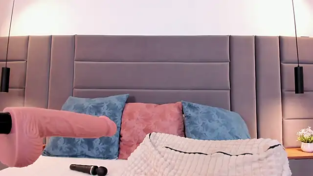 KaraWatson's cam snapshot