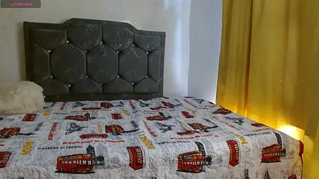 Valentina_dmg's cam snapshot