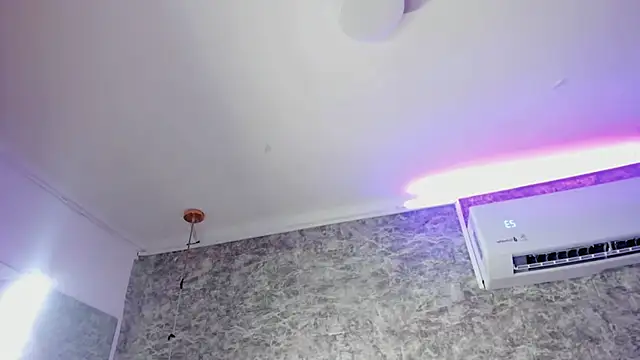 Mia_Jansen live sex cam