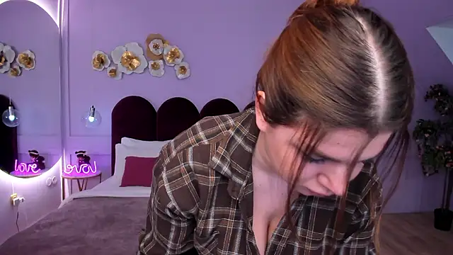 MelanieCarterr's cam snapshot