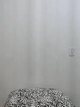 Noemipopi's cam snapshot