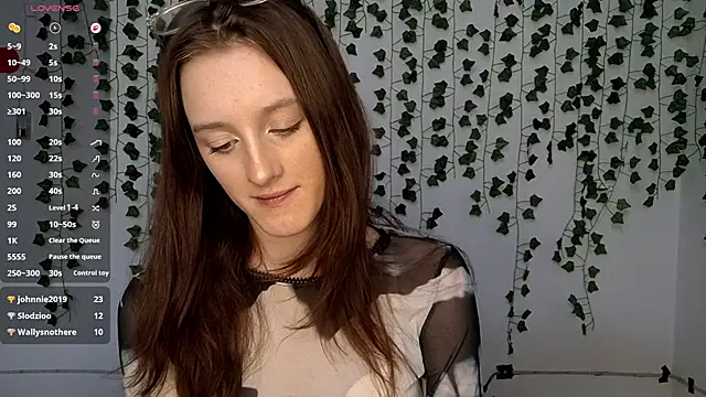 LisaBoddy live sex cam