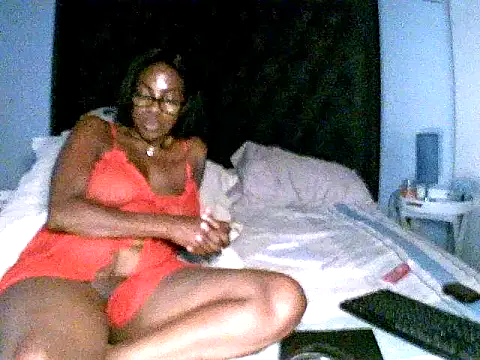 KINKYDOLL4U's cam snapshot