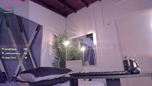 alessandra_wells live sex cam