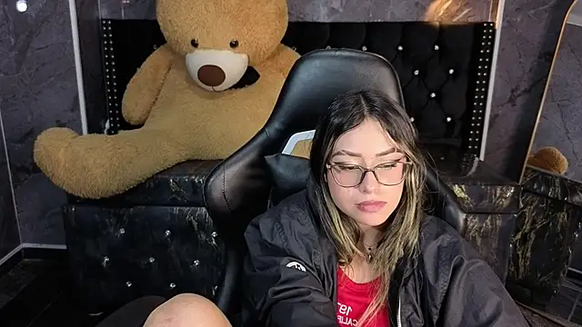 Katyy_b_ live sex cam