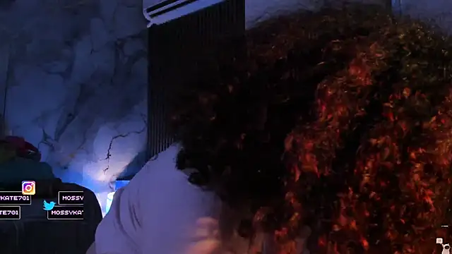 Katemoss70 live sex cam