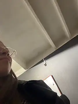 Isabella_Varella live sex cam