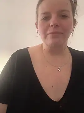 Laura-Loveyou's cam snapshot