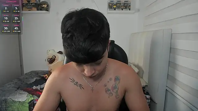 santy7v7 live sex cam