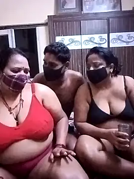 LoveOnStream live sex cam