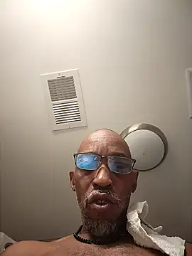 Lonelynudist59 live sex cam