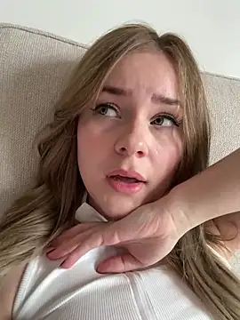 MaribelRiver live sex cam