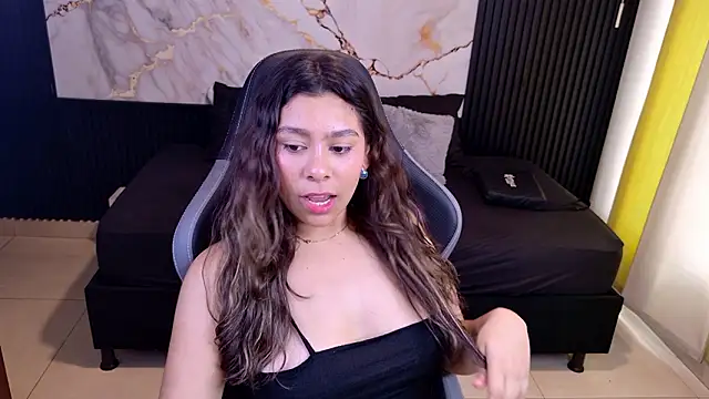 Sophie19__ live sex cam