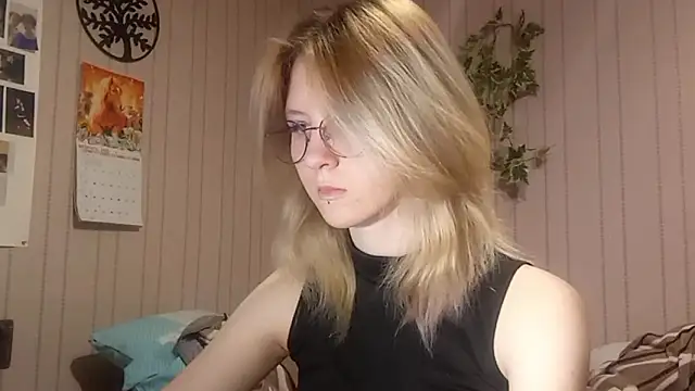 RunawayBr1de's cam snapshot