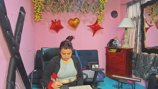 lesbiancuple live sex cam