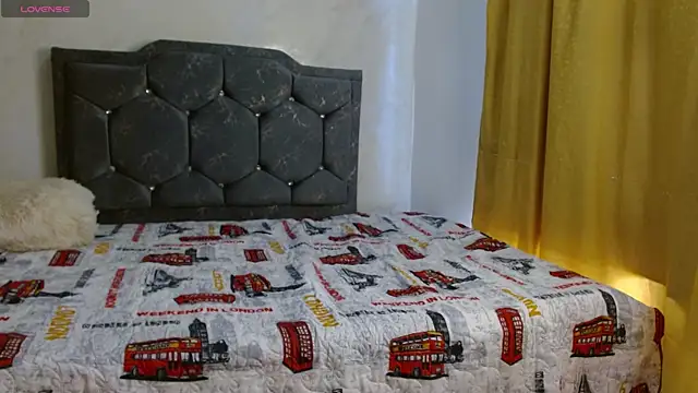 Valentina_dmg's cam snapshot