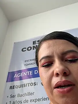 Ariana-07 live sex cam