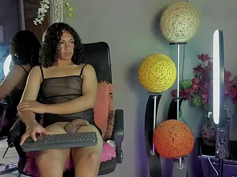 dylaans19 live sex cam