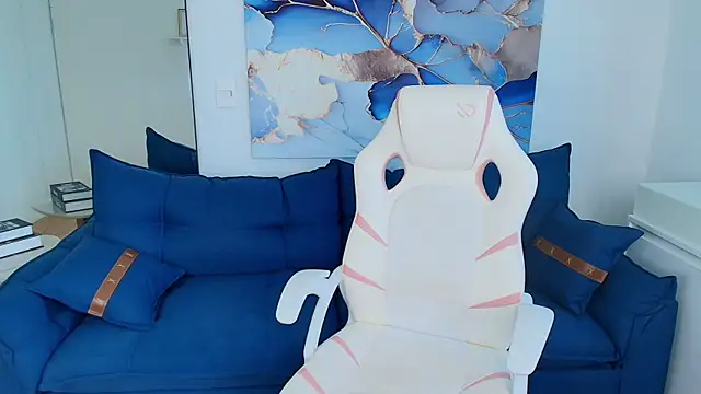 Shirley_Long's cam snapshot