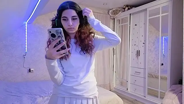 Blissmissataeses's cam snapshot