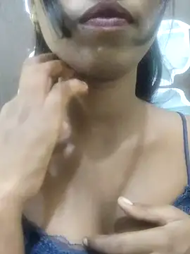 Simran_0011's cam snapshot