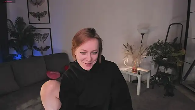 LilianKroft live sex cam