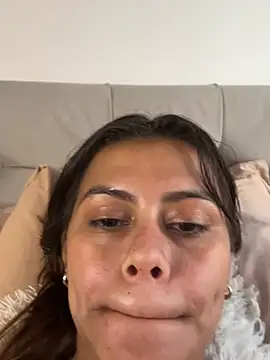 RachelWeisz_'s cam snapshot