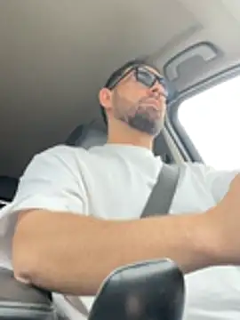 Lover_boy_89 live sex cam