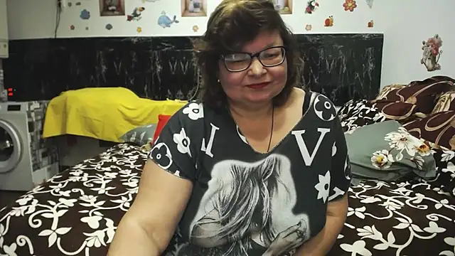 SweetMommaX live sex cam