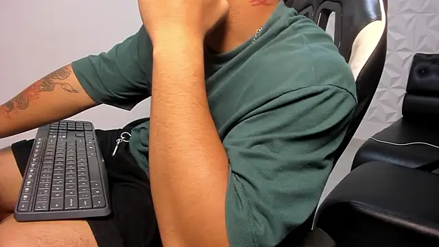 MaxSeduce23's cam snapshot