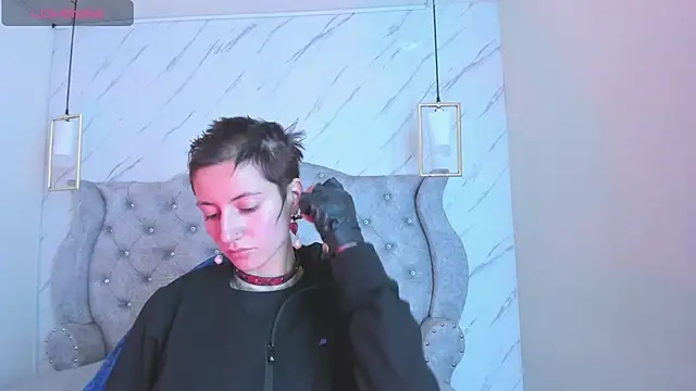 Fieramadame's cam snapshot