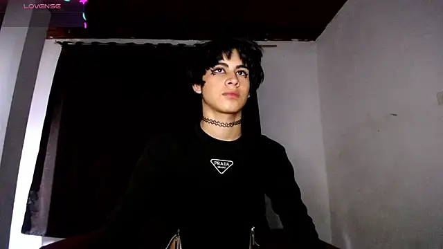 DaraKat18 live sex cam