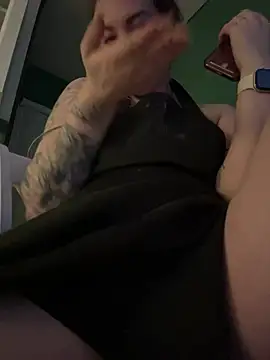 MayaMystic's cam snapshot