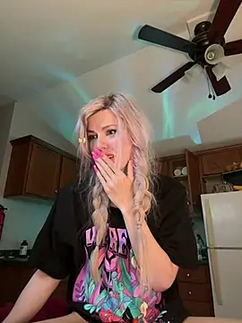 propertyofdaddy's cam snapshot