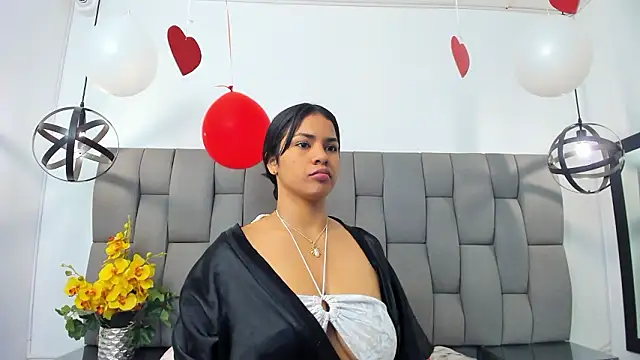 lunavarela's cam snapshot