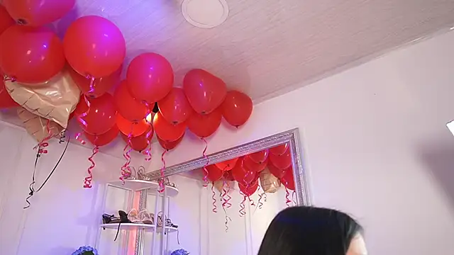 elasummer live sex cam