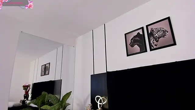 ArwenStar11 live sex cam